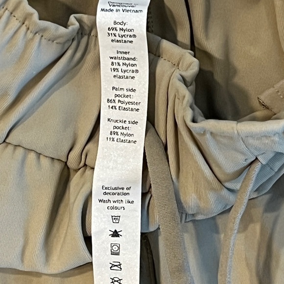 Lululemon “Safari” Pants - Picture 2 of 3